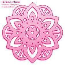 Fantasia Collection Blossom Doily Die